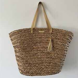 Lilly Pulitzer Woven Straw Tote Bag with Tassel - Tan Basket Bag